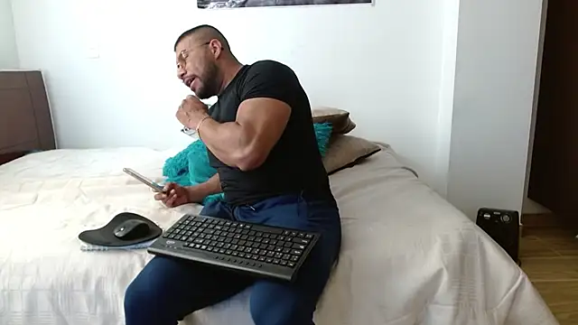 AntonyDAngelo25 online show from 2, 10, 2025