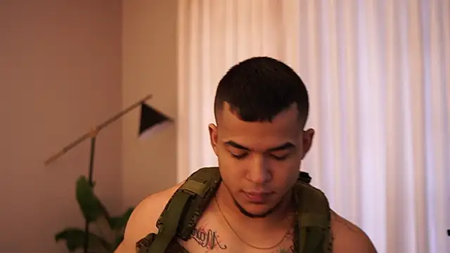 Thiago Valente online show from 2, 10, 2025