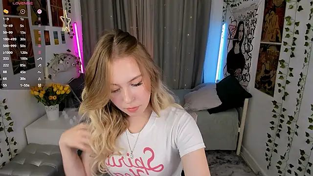 LanaRoselle online show from 24, 10, 2025