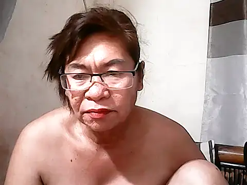 Hottestsexxy Elynnn online show from 10, 4, 2026