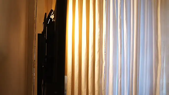 Ariaa Isabell online show from 16, 10, 2025