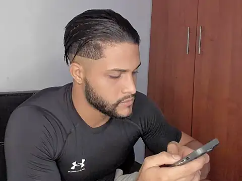 Pier Simons online show from 12, 10, 2025