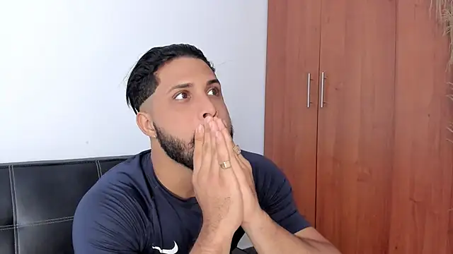 Pier Simons online show from 9, 11, 2025