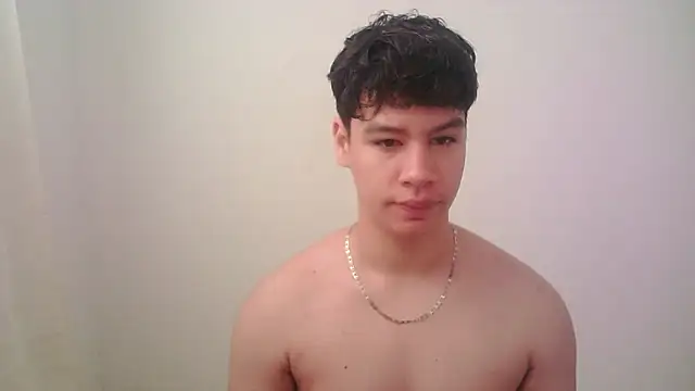 Snapshot of zeus_181 chatting on 22, 4, 2026 zeus 181 online show from 22, 4, 2026