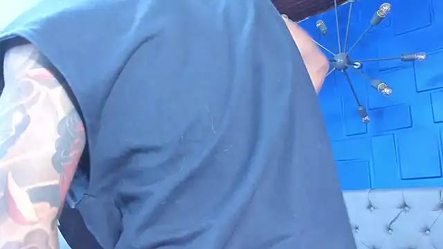 andres-clark92 online show from 18, 12, 2025