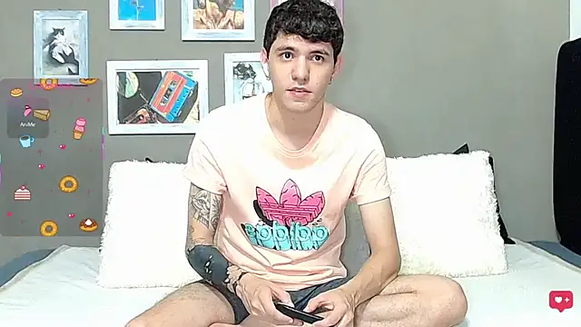 Matteo12  online show from 4, 6, 2026