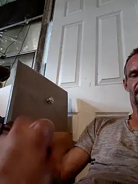 Snapshot of Hungwell1515 chatting on 12, 9, 2025 Hungwell1515 online show from 12, 9, 2025