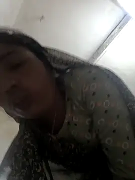 Hot raaani online show from 11, 2, 2026
