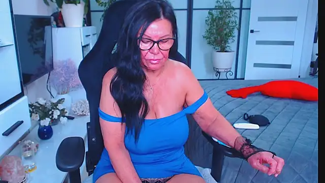 Anna Blare online show from 16, 9, 2025