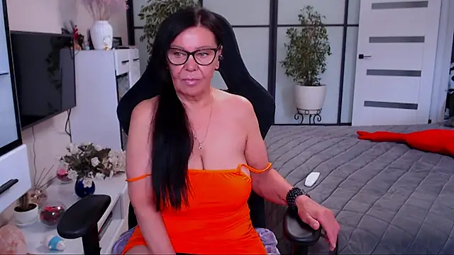 Snapshot of Anna_Blare chatting on 9, 7, 2026 Anna Blare online show from 9, 7, 2026