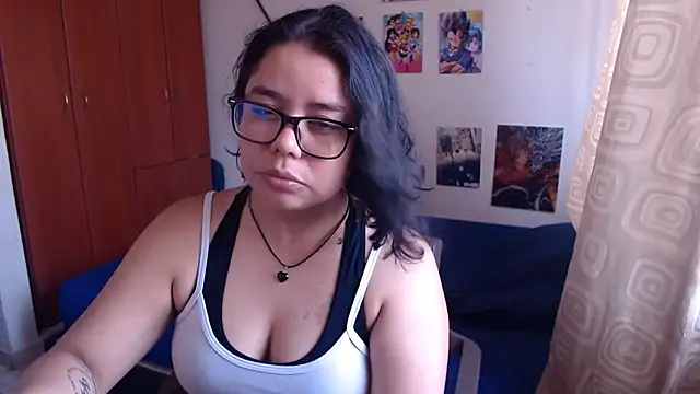 Snapshot of saenz_eymi chatting on 21, 9, 2025 saenz eymi online show from 21, 9, 2025