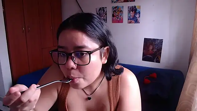 Snapshot of saenz_eymi chatting on 28, 9, 2025 saenz eymi online show from 28, 9, 2025