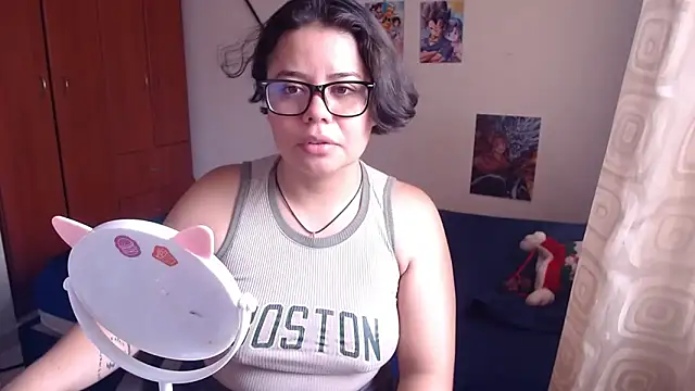 Snapshot of saenz_eymi chatting on 4, 10, 2025 saenz eymi online show from 4, 10, 2025