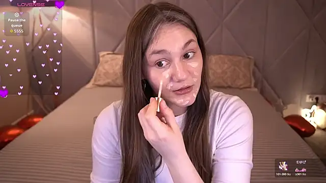 DiamondGoldie online show from 27, 3, 2026