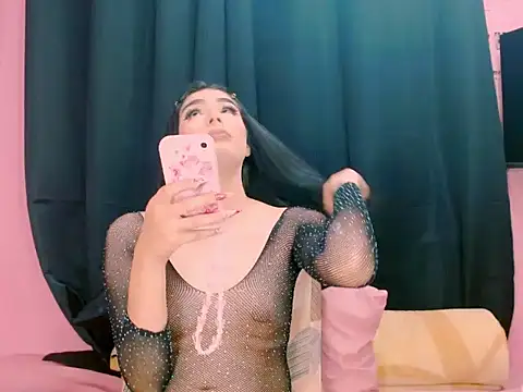  crystal23  online show from 19, 10, 2025