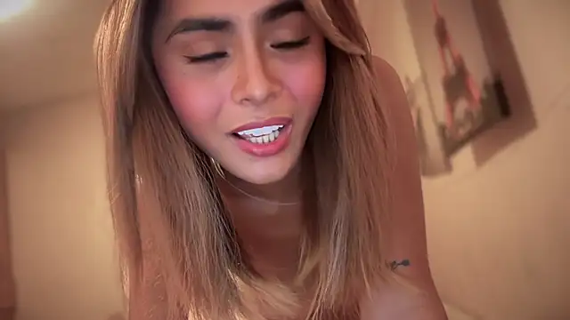 sabrina cutieee69 online show from 17, 4, 2026