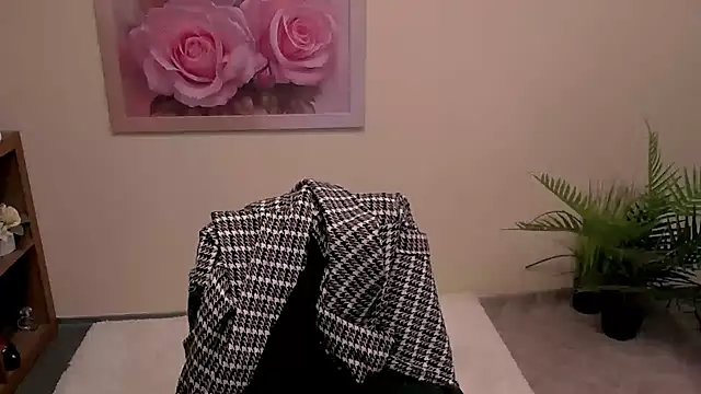 TwoBigSuns online show from 20, 4, 2026