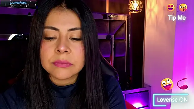 Aniajoness  online show from 17, 12, 2025