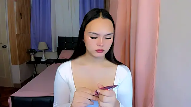 Snapshot of ameliamaureen chatting on 13, 6, 2026 ameliamaureen online show from 13, 6, 2026