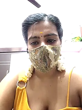 Snapshot of Tamil-Meenu12 chatting on 17, 9, 2025 Tamil-Meenu12 online show from 17, 9, 2025