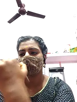 Snapshot of Tamil-Meenu12 chatting on 23, 10, 2025 Tamil-Meenu12 online show from 23, 10, 2025