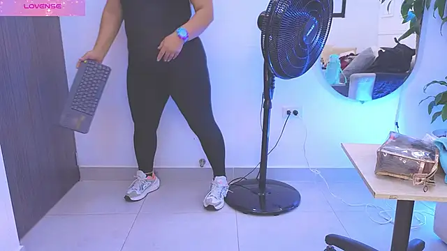 Daisy Price online show from 14, 3, 2026