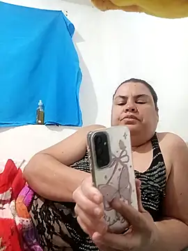 yaneth  online show from 10, 10, 2025