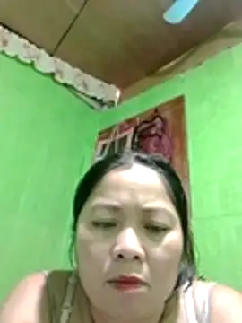 hottestmommm12345 online show from 30, 10, 2025