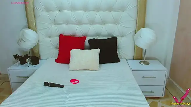 WildScarlet online show from 6, 2, 2025