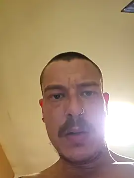 Snapshot of Tclarke93 chatting on 11, 11, 2025 Tclarke93 online show from 11, 11, 2025