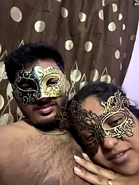 VVcouple online show from 8, 9, 2025