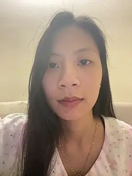 Snapshot of Lil-Gi chatting on 27, 10, 2025 Lil-Gi online show from 27, 10, 2025