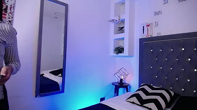 MelissaRhodes online show from 2, 12, 2025