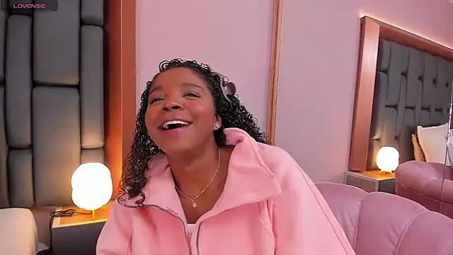 LisaMendez online show from 24, 2, 2026