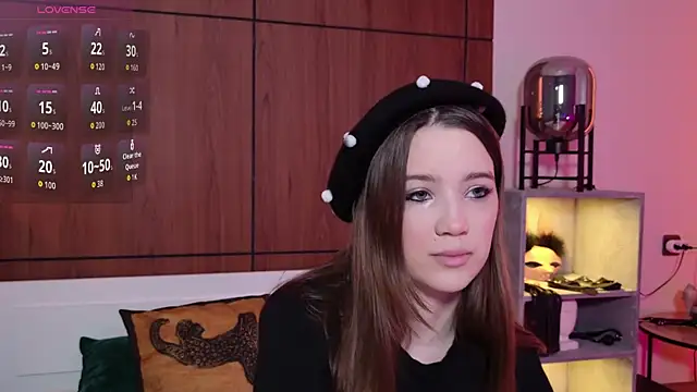 Alison kisss online show from 17, 3, 2026