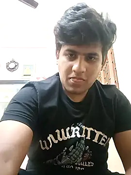 Snapshot of nareshrddd5 chatting on 8, 10, 2025 nareshrddd5 online show from 8, 10, 2025