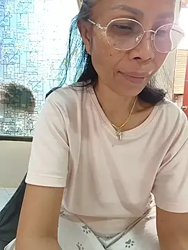 Snapshot of Mama_Eva_1 chatting on 17, 7, 2026 Mama Eva 1 online show from 17, 7, 2026