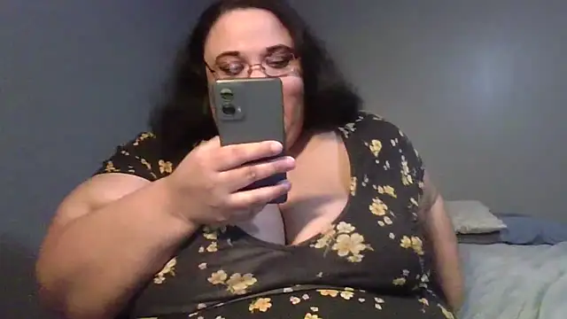 Snapshot of SexyBBW10790 chatting on 23, 4, 2026 SexyBBW10790 online show from 23, 4, 2026
