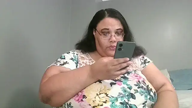 Snapshot of SexyBBW10790 chatting on 26, 4, 2026 SexyBBW10790 online show from 26, 4, 2026