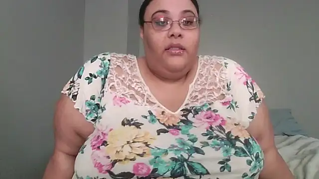 Snapshot of SexyBBW10790 chatting on 3, 5, 2026 SexyBBW10790 online show from 3, 5, 2026