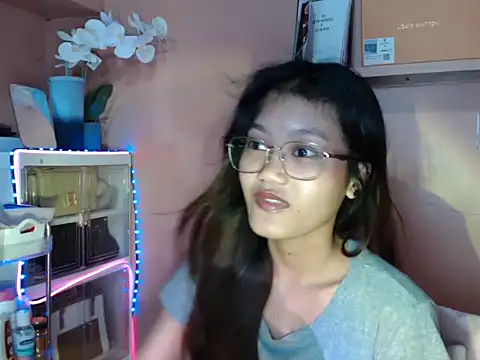 skinny gracie online show from 19, 10, 2025