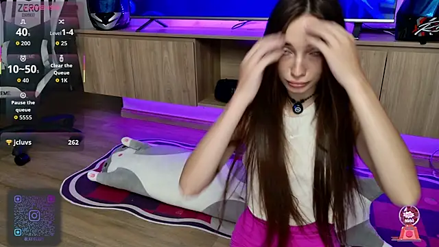 laxyflaxyy online show from 11, 9, 2025