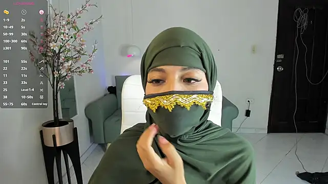 leila whisper online show from 10, 9, 2025