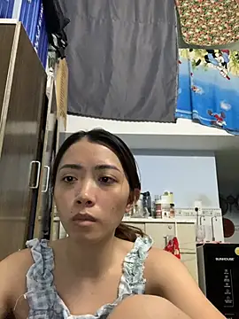 Snapshot of Minee1202 chatting on 19, 7, 2026 Minee1202 online show from 19, 7, 2026