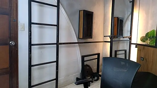 Dani mc1 online show from 19, 12, 2025