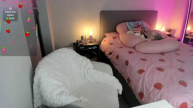 jjulietterose online show from 18, 10, 2025