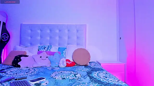 Baby Steff online show from 10, 10, 2025