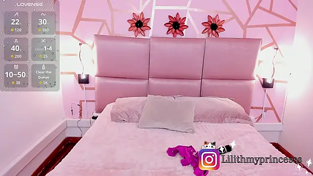 Snapshot of lilithSoul_ chatting on 17, 9, 2025 lilithSoul online show from 17, 9, 2025