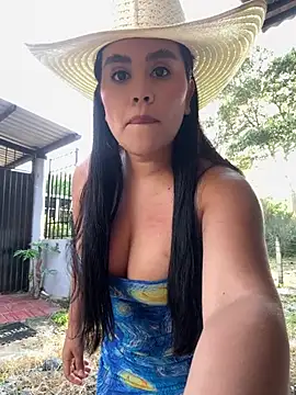 laure torres online show from 24, 6, 2026