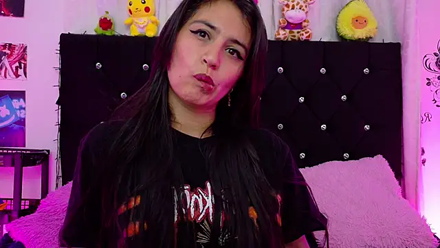 queen smiley online show from 14, 10, 2025